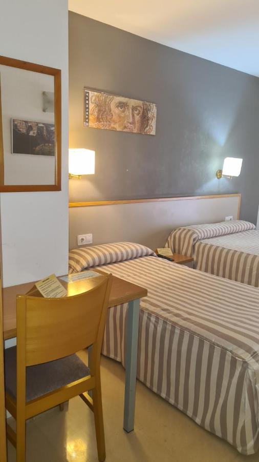 Hotel Cosmos تاراغونا المظهر الخارجي الصورة