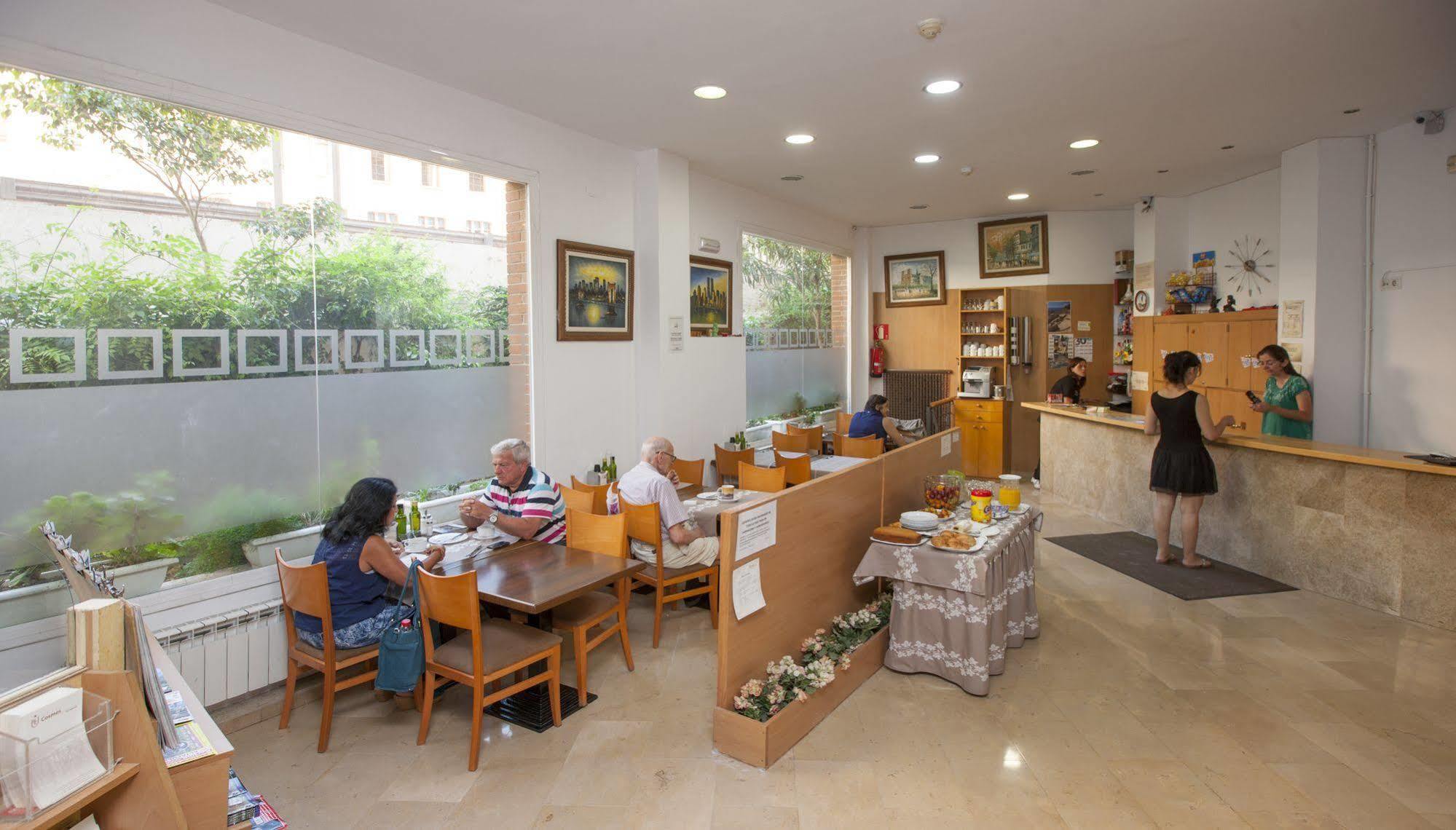 Hotel Cosmos تاراغونا المظهر الخارجي الصورة